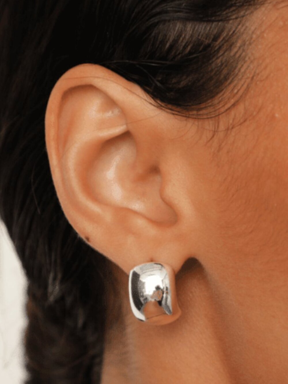 Heaven Mayhem Ky Hoop Smooth Earrings